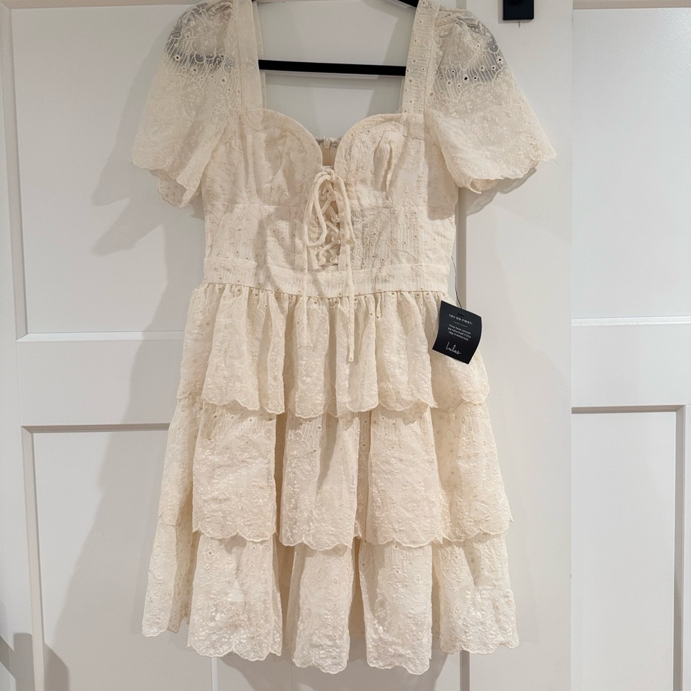 Lulu's‎ Cream Lace Tiered Dress